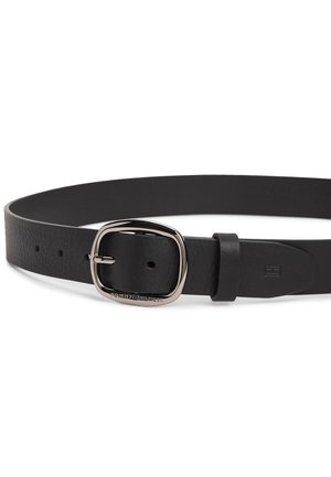 Tommy Hilfiger, - Pas