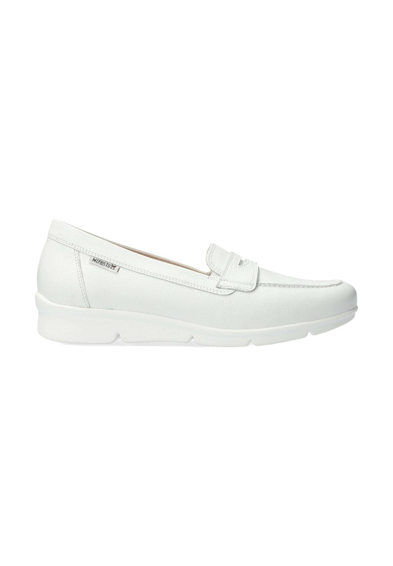 Mocassins en cuir blanc avec un bout arrondi, des surpiqûres et une semelle en caoutchouc basse, conçus pour le confort et la facilité de port.