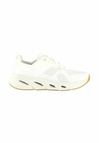 Weiße Sportschuhe mit einem strukturierten Mesh-Obermaterial, gepolstertem Kragen und einer dicken Gummisohle mit Ausschnitten und einer Sohle in Gummi-Farbe.