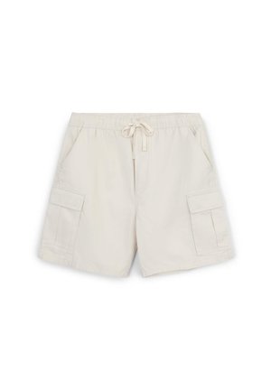 Shorts cargo beiges avec une taille élastique et un cordon de serrage. Comprennent deux poches latérales et deux poches cargo latérales. Texture de tissu lisse.
