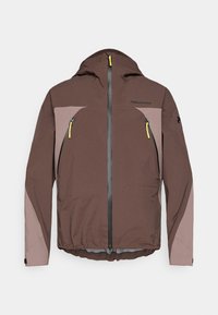 Καφέ αδιάβροχο μπουφάν με κουκούλα, με ανοιχτό γκρι στοιχεία, κεντρικό φερμουάρ και δύο πλευρικές τσέπες με φερμουάρ και κίτρινα τσεπάκια.