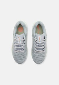 Nike Performance AIR WINFLO 11 - Scarpe da corsa su strada - grey
