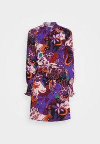 Langärmliges Kleid in Lila mit mehrfarbigen Blumenmustern, ausgestattet mit einem Rüschensaum am Kragen und an den Ärmelabschlüssen sowie einem Bindeband in der Taille zur Anpassung.