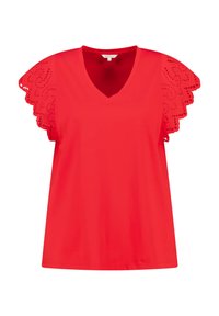 Rotes Kurzarm-T-Shirt mit V-Ausschnitt und dekorativem Ösen-Spitzenbesatz an den Ärmeln. Glatte Textur, lockere Passform und keine sichtbaren Logos oder Muster.