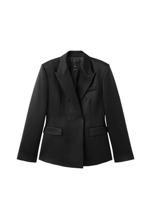 Blazer noir à double boutonnage en tissu lisse, avec un col cranté, deux poches avant et des accents de boutons.