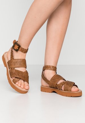 PHIONA  - Riemensandalette - brown