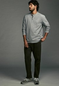 Next REGULAR FIT TEXTURED LONG SLEEVE GRANDAD  - Pitkähihainen paita - grey waffle