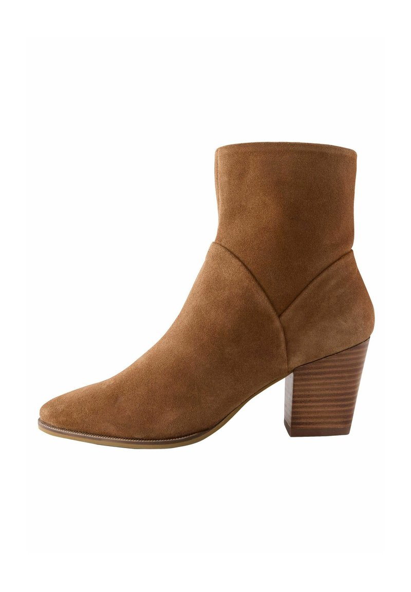 Next Kotníkové boty - tan brown suede