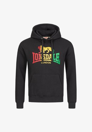 Sudadera negra con capucha y bolsillo canguro frontal, con el logo "Lonsdale London" en rojo, amarillo y verde acompañado de un gráfico de león.