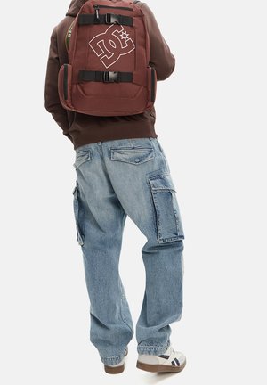 DC Shoes, DC SHOES BACKPACK MEN'S BROWN C-DCI-B-002-08 - Rugzak - brown