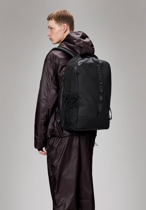 TRAIL CLIP FRONT BACKPACK UNISEX - Mochila - black