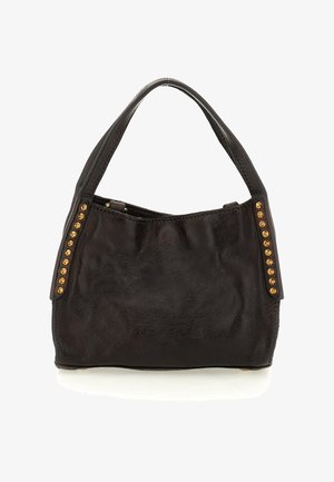 Piccola borsa in pelle marrone scuro con una sola tracolla e borchie dorate lungo i lati.