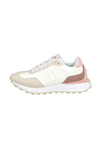 Zapatillas con una paleta de colores en blanco, beige y rosa suave, que cuentan con una parte superior de cuero liso, acentos texturizados y una suela de goma gruesa.