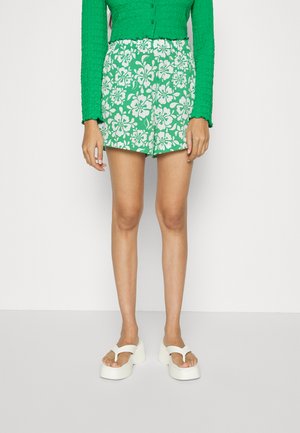 Monki Calções - green