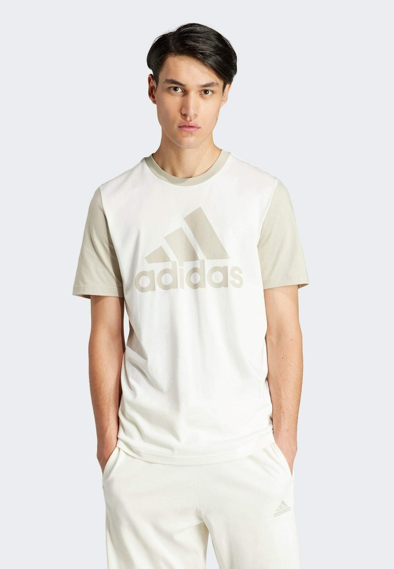 adidas Sportswear T-shirt imprimé - off white