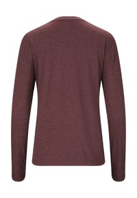 Långärmad skjorta i vinröd, med rundad halsringning och mjukt, texturerat tyg. Enkelt mönster utan synlig hårdvara eller mönster.