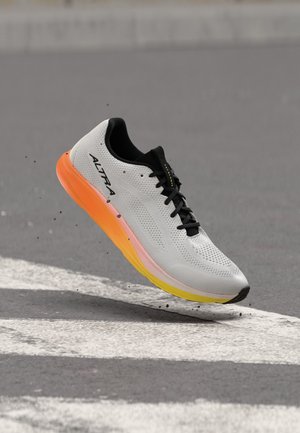 Altra ESCALANTE 5 - Scarpe da trail running - white/black/blazing yellow