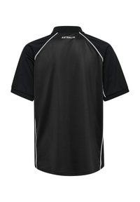 Svart sportspolo med korta ärmar, med krage och vita accentränder längs axlarna. Varumärket "ASTRALIS" syns på baksidan.