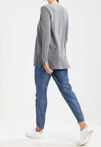 Esprit Kofta - grey