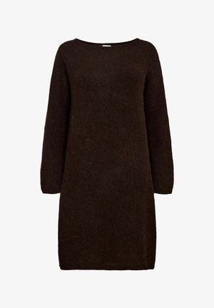 Braunes Wollkleid mit langen Ärmeln, lockerer Passform und rundem Halsausschnitt. Die Textur wirkt weich und leicht flauschig. Minimalistisches Design.