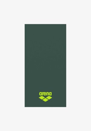 Tappetino rettangolare verde scuro con una texture liscia. Presenta un logo e un design grafico "arena" giallo brillante nella parte inferiore.