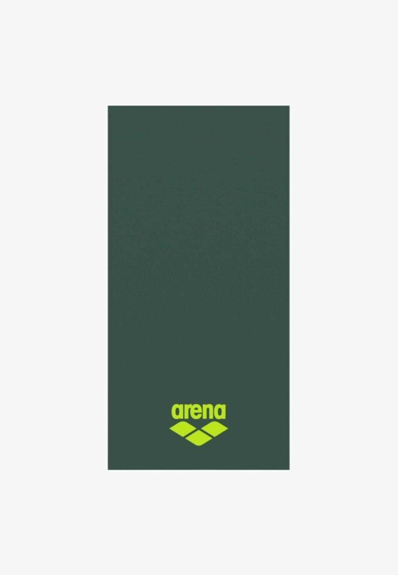 Tappetino rettangolare verde scuro con una texture liscia. Presenta un logo e un design grafico "arena" giallo brillante nella parte inferiore.