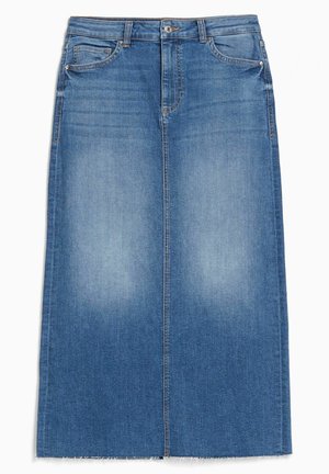 Lange denim maxi rok in lichtblauw. Heeft een rechte snit, voorzakken en een rafelrand. Soepele textuur met vervagingsdetails op de stof.