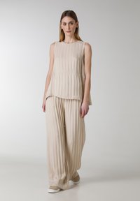 Deha SLEVELESS  - Blusa - beige