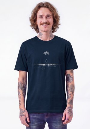watapparel, LOST IN SPACE UNISEX - T-shirt imprimé - french navy