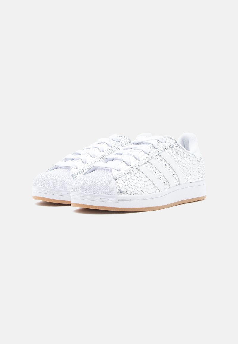 adidas gazelle silver green womens Adidas Schuhe Superstar Sneakers Weiß BB5114