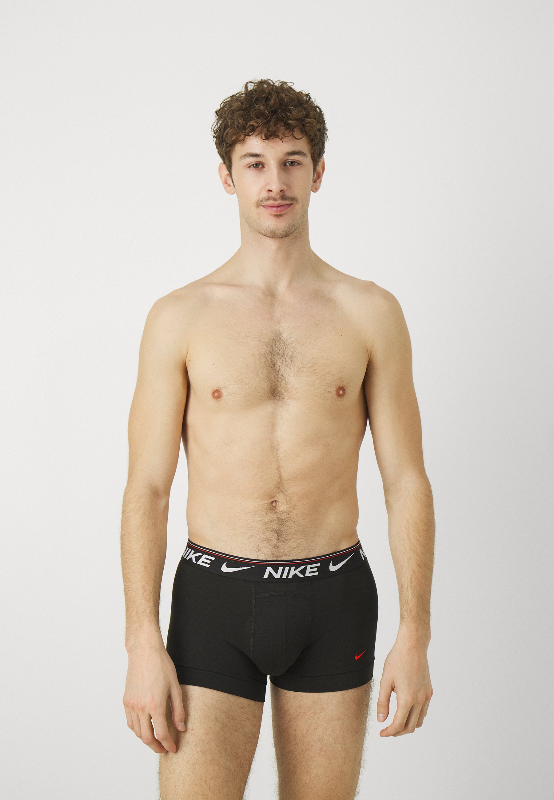 Fruit Of The Loom Jungen Boxershorts – 4er Pack, Nahtlos & Superweich, Schwarz, Größe S