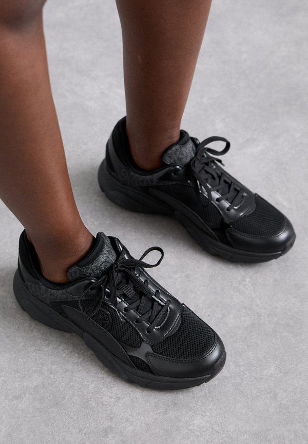 SAMI TRAINER - Trainers