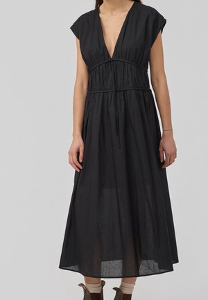 Modström, Robe de jour - black