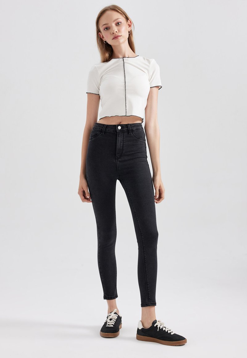 DeFacto Jeans Skinny Fit antraciet DeFacto Jeans Skinny Fit antraciet