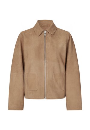 Pruun suède jacke, mille, ees luku sulgemine ja kaks õmblustaskut. Sile tekstuur lihtsa ja klassikalise kujundusega.
