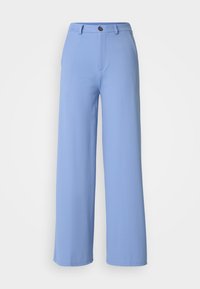 Pantaloni a gamba larga blu chiaro realizzati in tessuto lucido, con chiusura frontale a bottone e pieghe sottili per un design strutturato.
