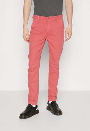 Levi's® Chinos - red