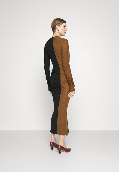 Rejina Pyo DARI DRESS - Φόρεμα-πουλόβερ - black
