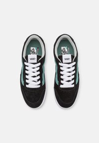 Vans CRUZE TOO UNISEX - Tenisice - black/true white