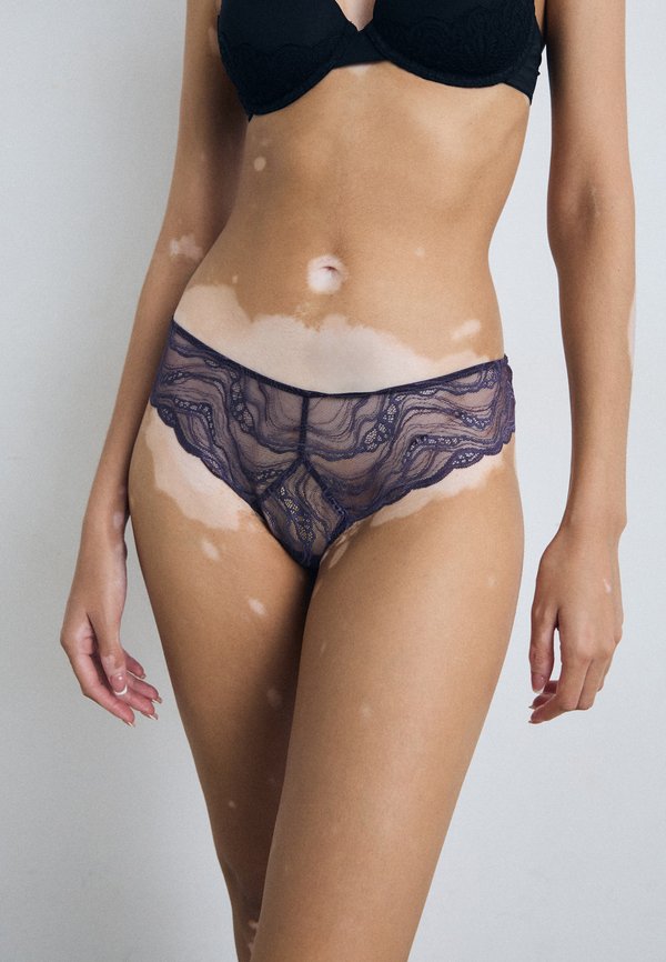 BRAZILIAN SENSUAL STRETCH LACE - Thong - nightshade