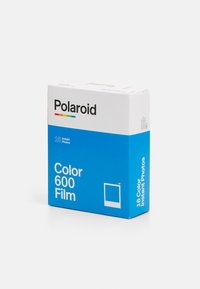 Polaroid Color 600 film box, featuring a white and blue color scheme, with text indicating 16 color instant photos. Text is clear and legible.