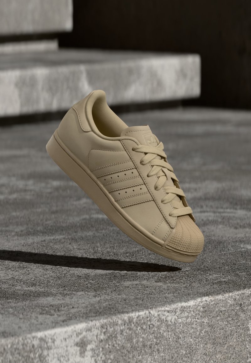 adidas Originals SUPERSTAR II stone khaki/core black/sand