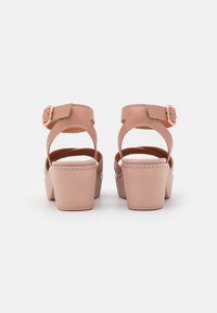 FitFlop Platåsandaletter - beige