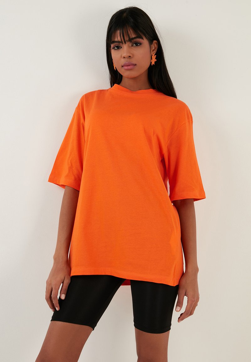 LELA LOOSE FIT - Jednoduché tričko - orange