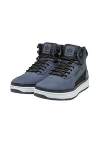Høye sneakers i blå og svart suede, med en teksturert svart mesh-tunge, hvit mellomsåle og svart yttersåle. Snøring er sikret med plastdetaljer.