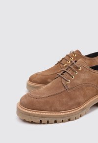 Sandra Fontán VIENA - Zapatos de vestir - brown