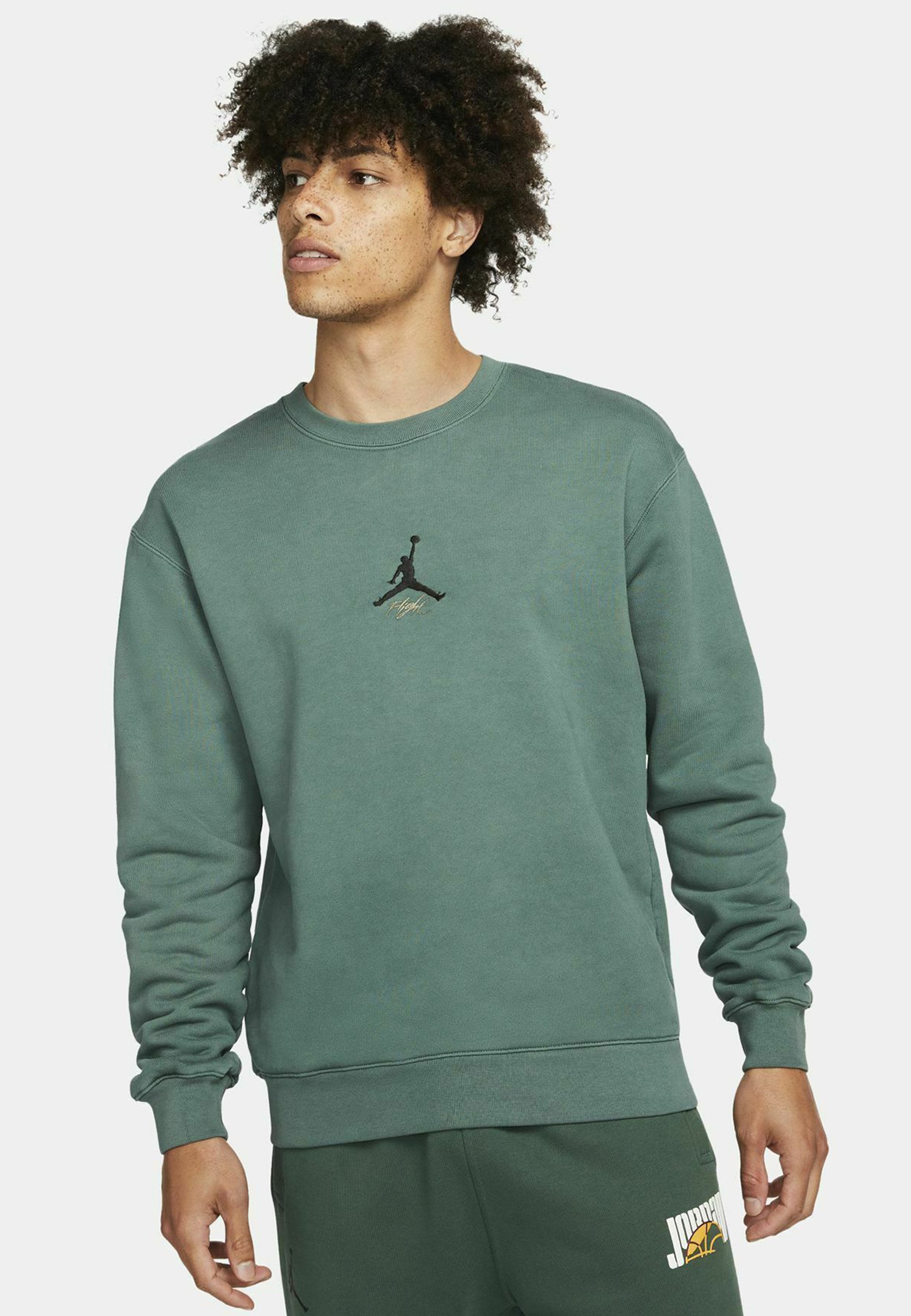 T-Shirt verde 'Jordan Brand Holiday' | NIKE