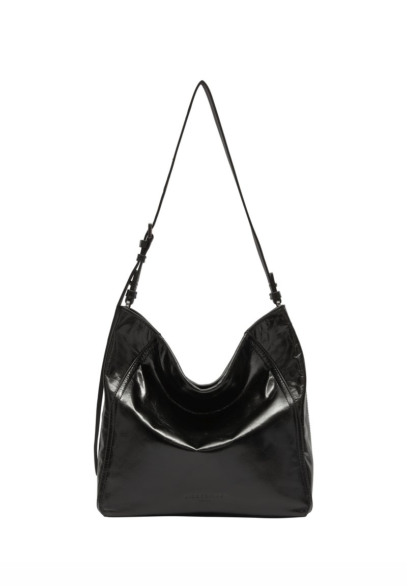 Schwarze Leder-Schultertasche mit einer glatten, glänzenden Textur und einem asymmetrischen Design. Verfügt über einen verstellbaren Schultergurt und tonale Nähte.