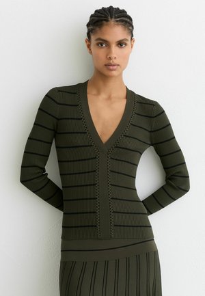 LAURALEE  - Svetrík - khaki green black