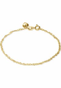 Bracciale in oro con maglie attorcigliate, chiusura a moschettone e un accento a forma di cuore. Texture liscia con una finitura lucida.